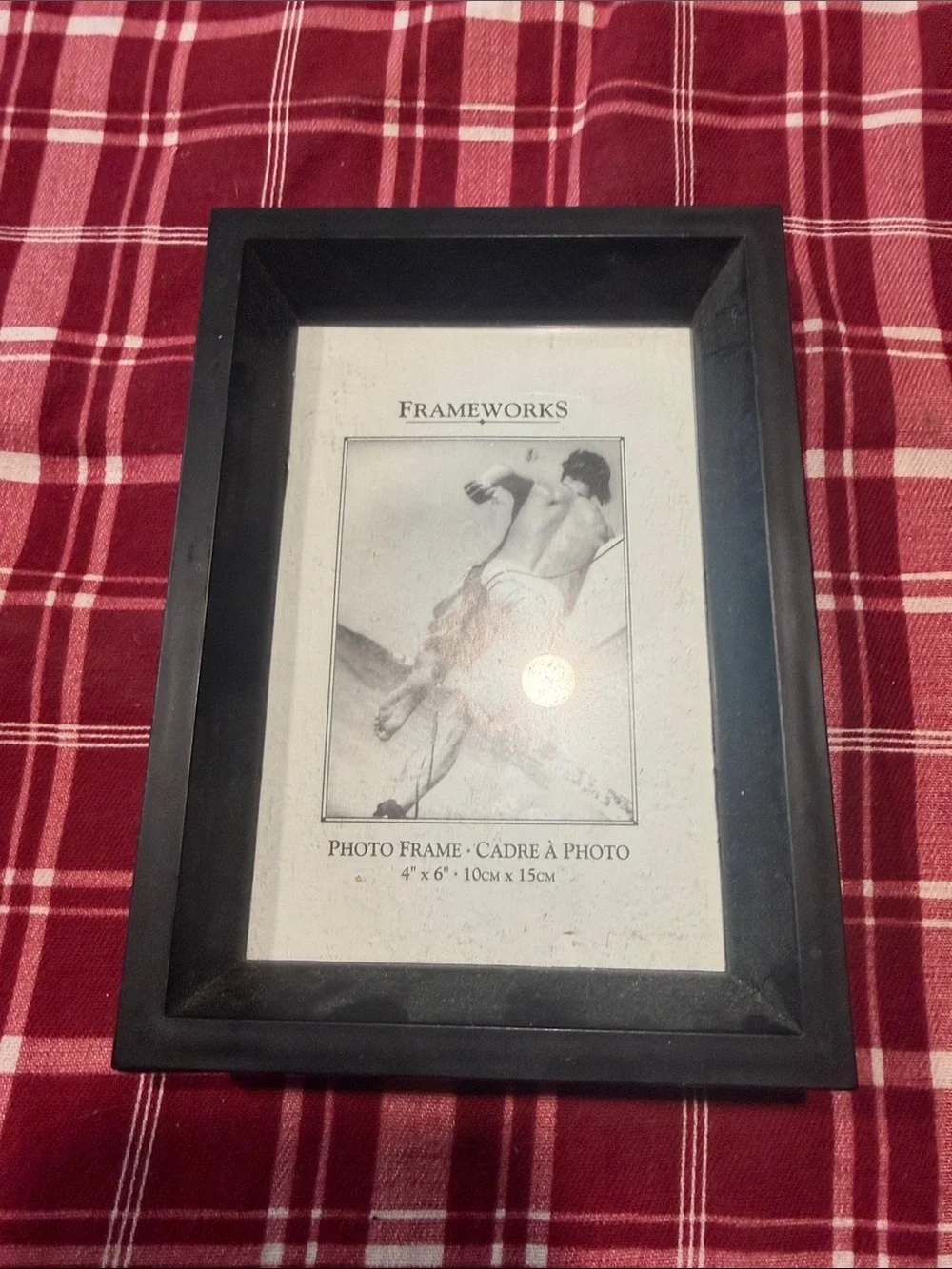 Black 'Frameworks' Photo Frames - 4” x 6” set of 2 frames -one is damaged